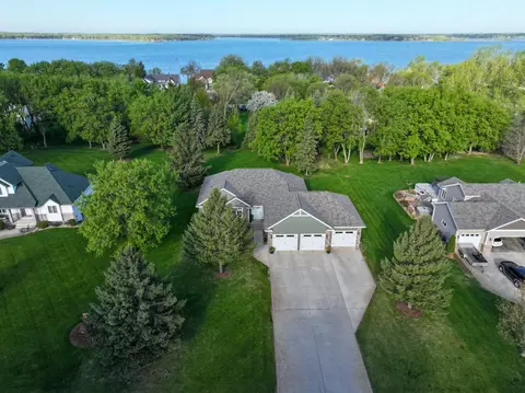 4201 Rue De Frenchman NE, Alexandria, MN 56308