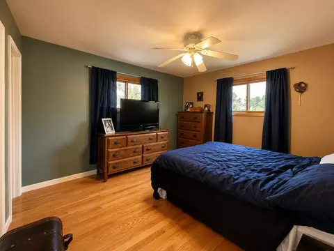Bedroom - 1035 Balsam Ave, La Crescent, MN 55947 photo 1 of 4