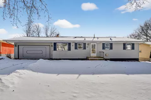 8941 48th Ave N, New Hope, MN 55428