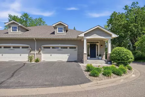 5090 Kelly Ct, White Bear Lake, MN 55110