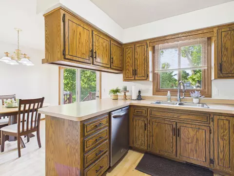 Kitchen - 7500 119th Ave N, Champlin, MN 55316 photo 1 of 2