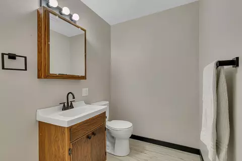 Bath - 420 6th Ave N, Cold Spring, MN 56320 photo 4 of 4