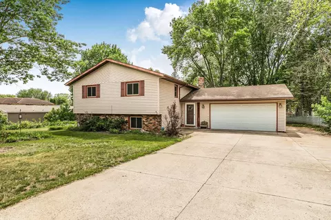 2156 Morningside Dr NE, Saint Cloud, MN 56304