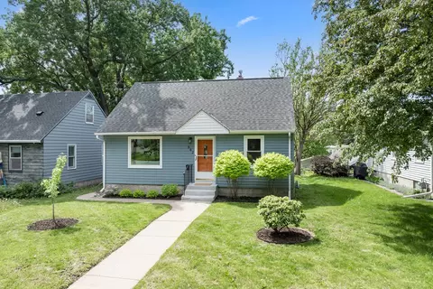 582 36 12 Ave NE, Minneapolis, MN 55418