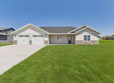 315 11th St SE, Freeport, MN 56331