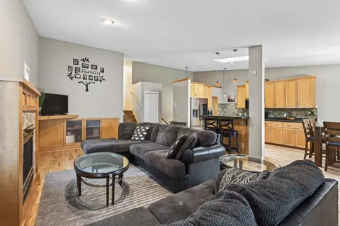 4302 Mccoll Dr, Savage, MN 55378