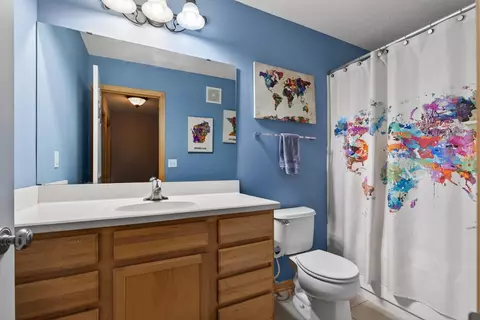 Bath - 13493 Brick Path, Rosemount, MN 55068 photo 2 of 4