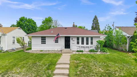 1633 Sherwood Ave, Saint Paul, MN 55106