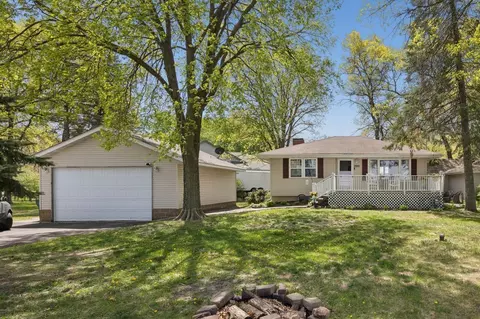 2910 95th Ave NE, Blaine, MN 55449
