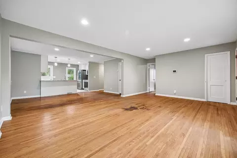 Living - 5069 Bartlett Blvd, Mound, MN 55364 photo 3 of 5