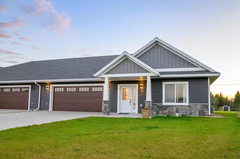 301 Old Glory Dr NE, Alexandria, MN 56308