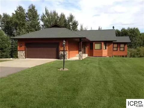 20170 Sugarbrooke Ln, Cohasset, MN 55721