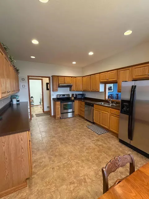 1636 Thunderbird Rd #11, Marshall, MN 56258 photo 21
