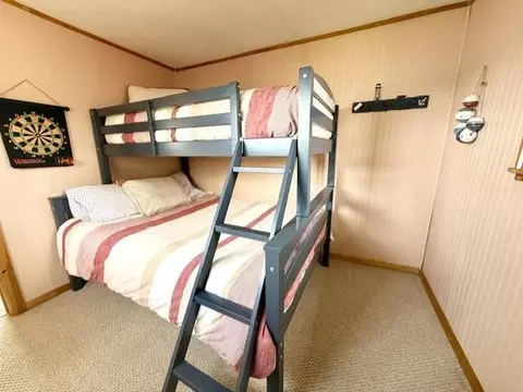 Bedroom - 45936 Devils Lake Rd, Perham, MN 56573 photo 5 of 5