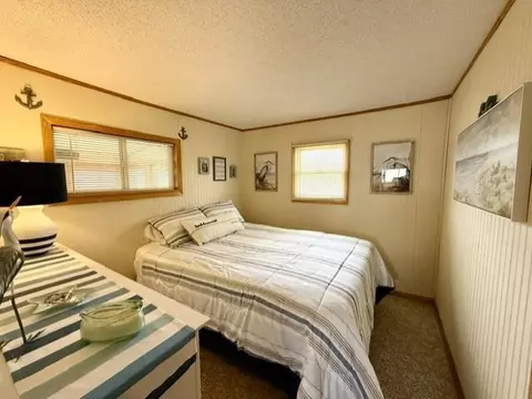 Bedroom - 45936 Devils Lake Rd, Perham, MN 56573 photo 1 of 5