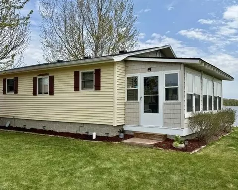 Exterior - 45936 Devils Lake Rd, Perham, MN 56573 photo 3 of 8
