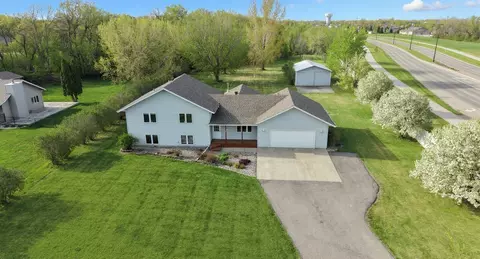 104 Golden Spike Rd, West Fargo, ND 58078