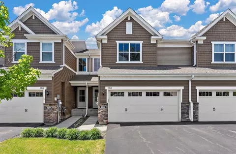4262 Corn Silk Ln, Woodbury, MN 55129