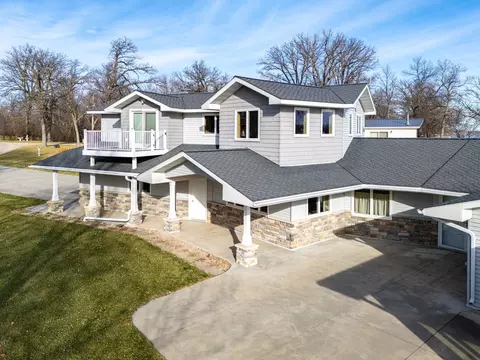 13233 Elmhurst Ln SE, Mentor, MN 56736