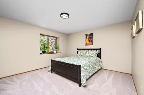 Bedroom - 4769 White Oak Ct, Eagan, MN 55122 photo 4 of 4