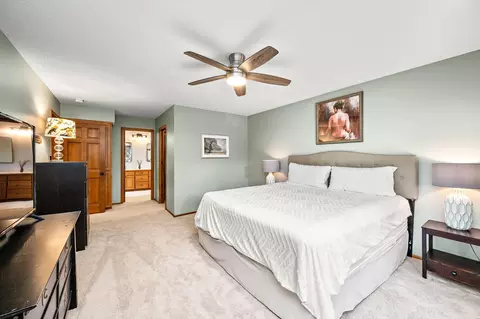 Bedroom - 4769 White Oak Ct, Eagan, MN 55122 photo 2 of 4