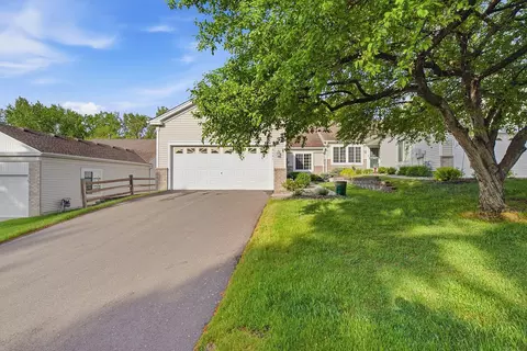 18681 Kalmar Trl, Lakeville, MN 55044