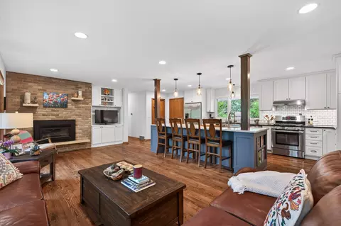 Kitchen - 1842 Beecher Dr, Eagan, MN 55122 photo 2 of 8