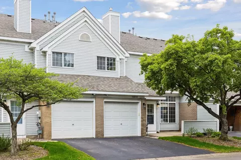 518 Lovell Ave #3, Roseville, MN 55113