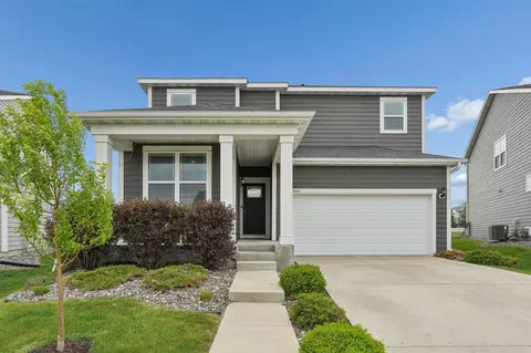 15643 Eddy Creek Way, Apple Valley, MN 55124
