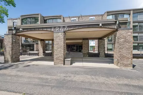 1077 Sibley Memorial Hwy #504, Lilydale, MN 55118