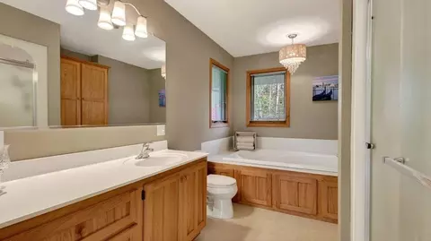 Bath - 1119 E Chippewa Ave, Bruce, WI 54819 photo 1 of 3