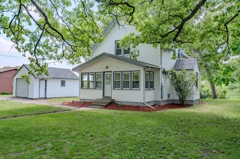 1003 Lindbergh Dr S, Little Falls, MN 56345