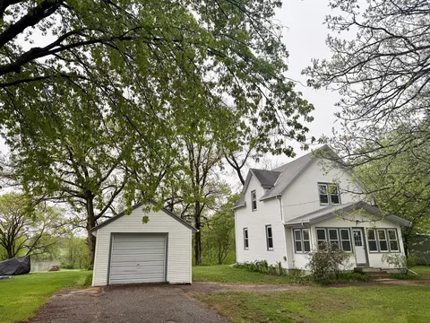 1003 Lindbergh Dr S, Little Falls, MN 56345