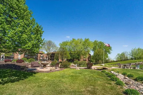 Exterior - 3440 Golfview Dr #315, Eagan, MN 55123 photo 7 of 13