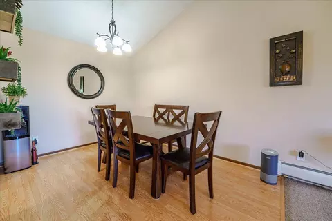 Dining - 3440 Golfview Dr #315, Eagan, MN 55123 photo 1 of 2