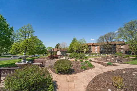 Exterior - 3440 Golfview Dr #315, Eagan, MN 55123 photo 9 of 13