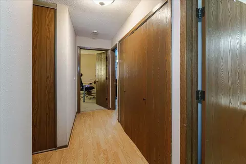 Entry Way - 3440 Golfview Dr #315, Eagan, MN 55123 photo 4 of 5