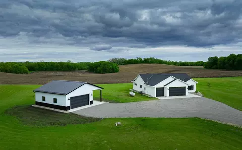18142 705th Ave, Dassel, MN 55325