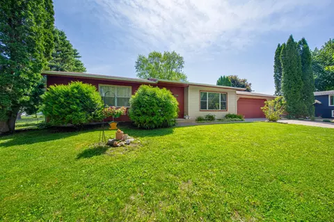 746 Caleta Pl, Owatonna, MN 55060