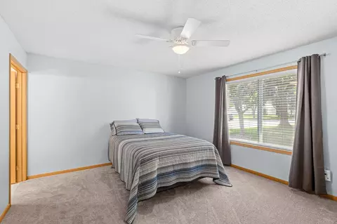 9120 Prairieview Ln N, Champlin, MN 55316 photo 17