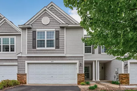 5135 Farnham Dr N, Hugo, MN 55038