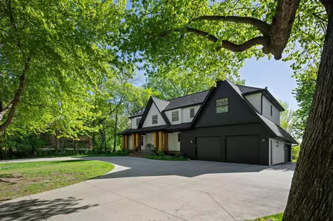 3141 Fairchild Ave, Wayzata, MN 55391