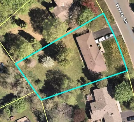 10542 Vessey Rd, Bloomington, MN 55437