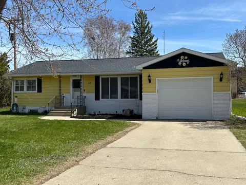 612 Front Ave, Park Rapids, MN 56470