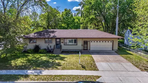 803 25th Ave N, Saint Cloud, MN 56303 photo 2
