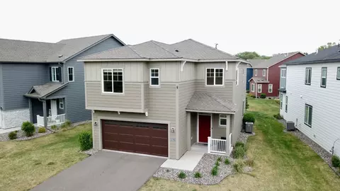 9923 Bluebird St NW, Coon Rapids, MN 55433