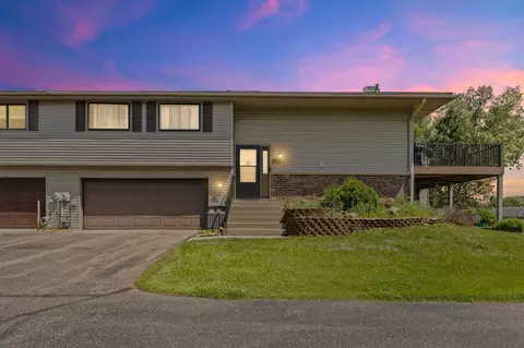 4126 Sylvia Ln S, Shoreview, MN 55126