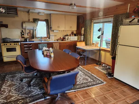 Dining - 81289 E Side Fire Ln, Butternut, WI 54514 photo 3 of 3