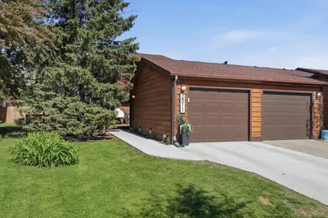 2011 Park Blvd S, Fargo, ND 58103