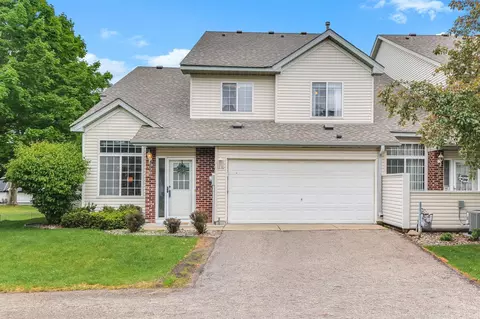 3601 Genevieve Ave N, Oakdale, MN 55128
